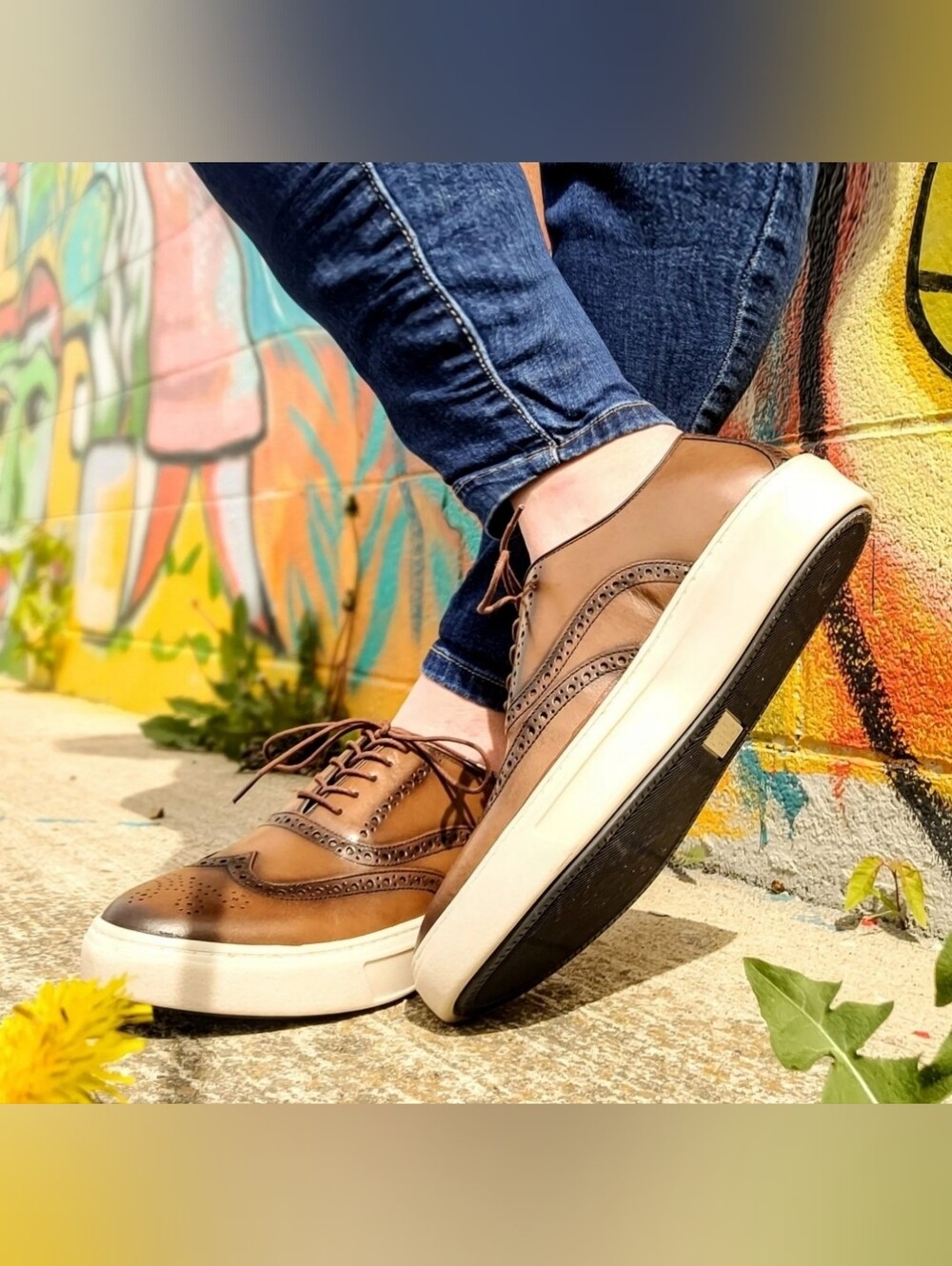 Johnston and Murphy Hollins Wingtip - Brown Size 11